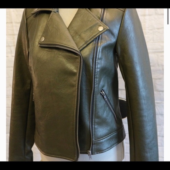 Leather Jacket - Picture 4 of 4